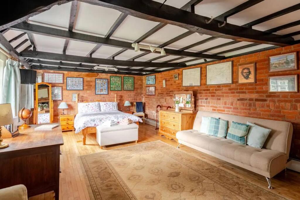 Cozy One-Bedroom Cottage In Great Tey Exterior foto